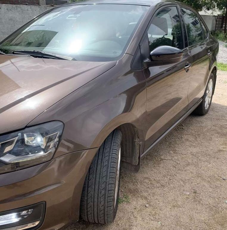 Volkswagen Vento(2015-2019) Highline 1.2 Petrol At