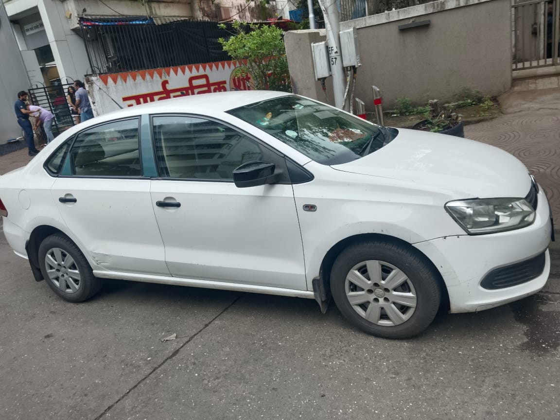 Volkswagen Vento(2010-2012) Trendline Petrol