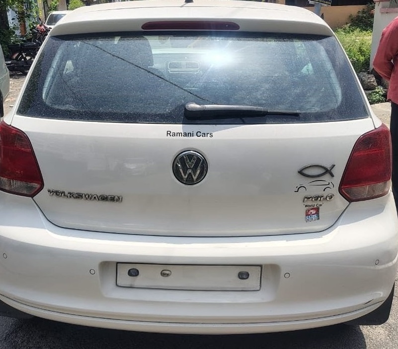 Volkswagen Polo(2014-2015) Trendline 1.2l P