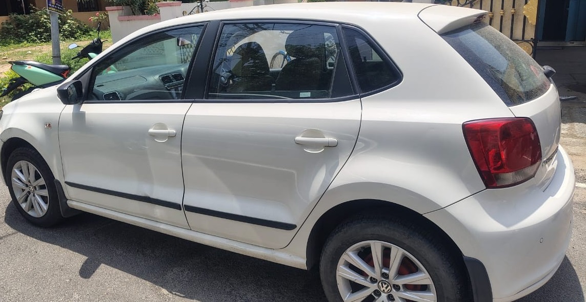 Volkswagen Polo(2014-2015) Trendline 1.2l P