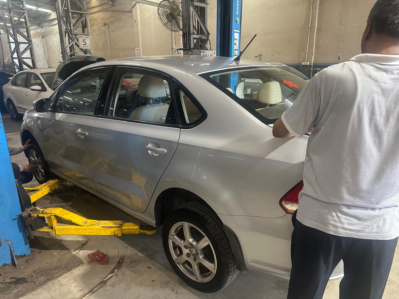 Volkswagen Vento(2014-2015) Highline Petrol