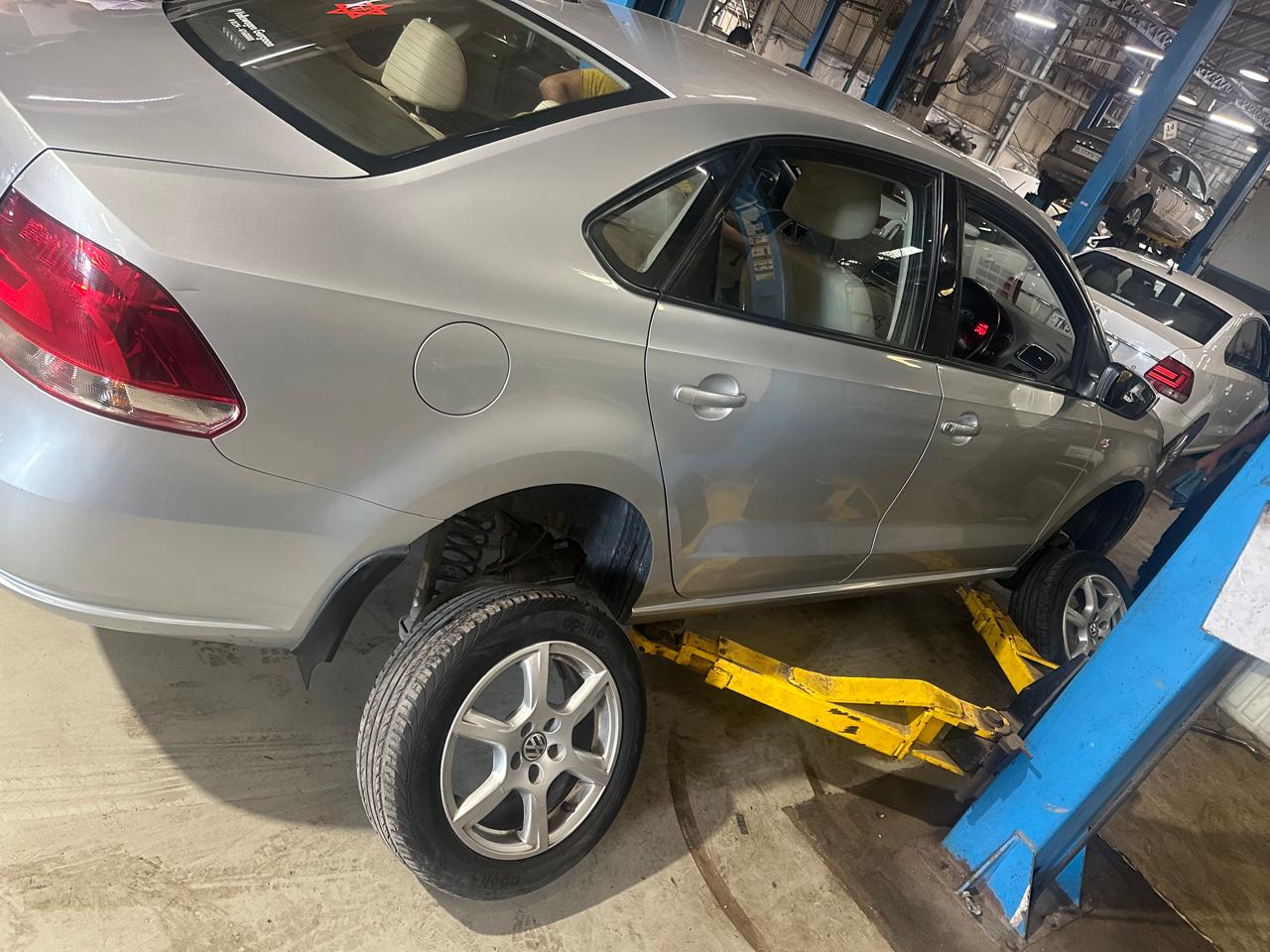 Volkswagen Vento(2014-2015) Highline Petrol