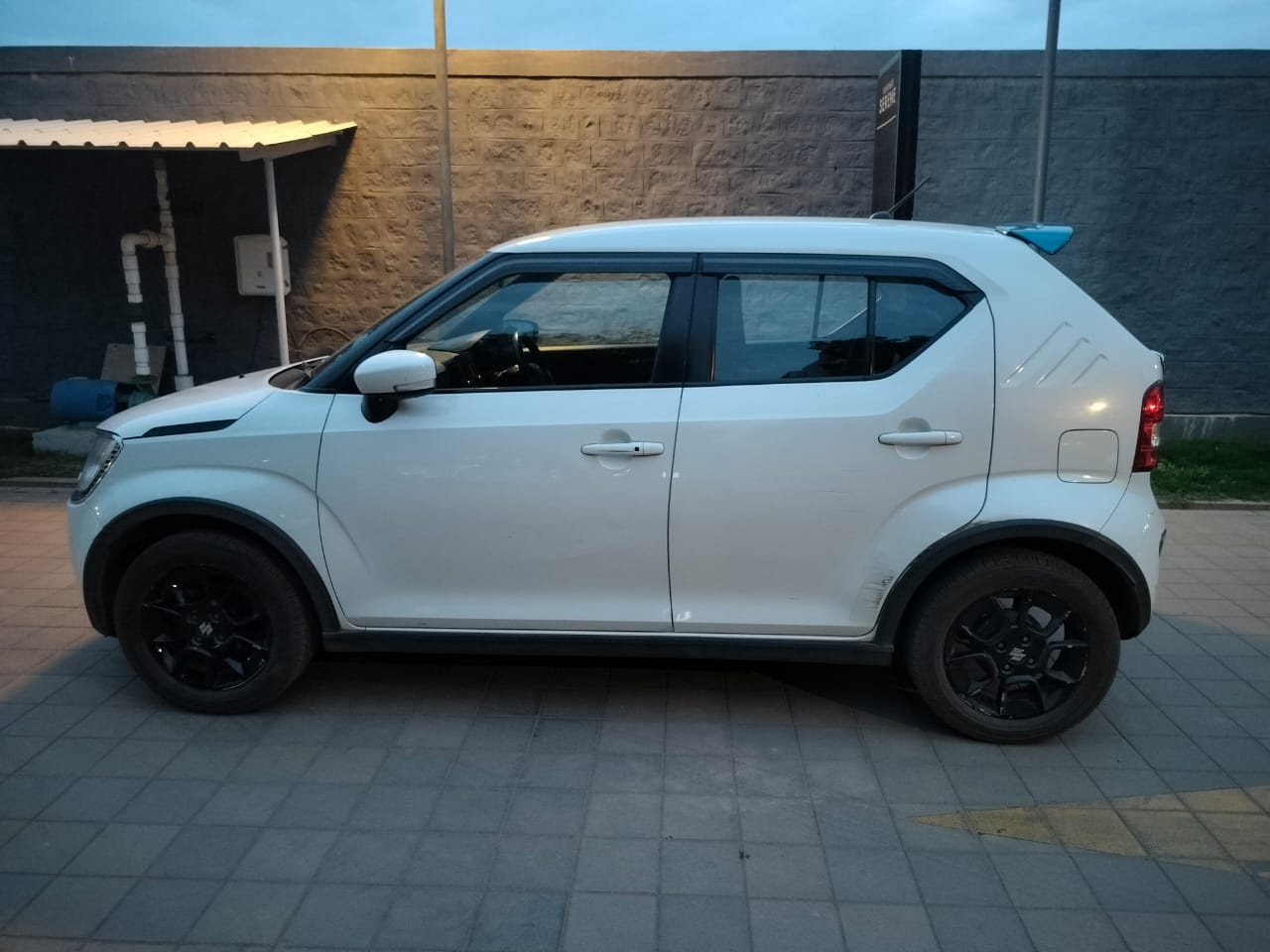 Maruti Suzuki Ignis(2017-2019) Zeta 1.3 At