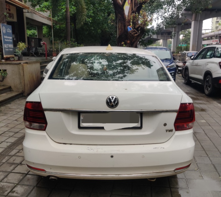 Volkswagen Vento(2012-2014) Highline Petrol At