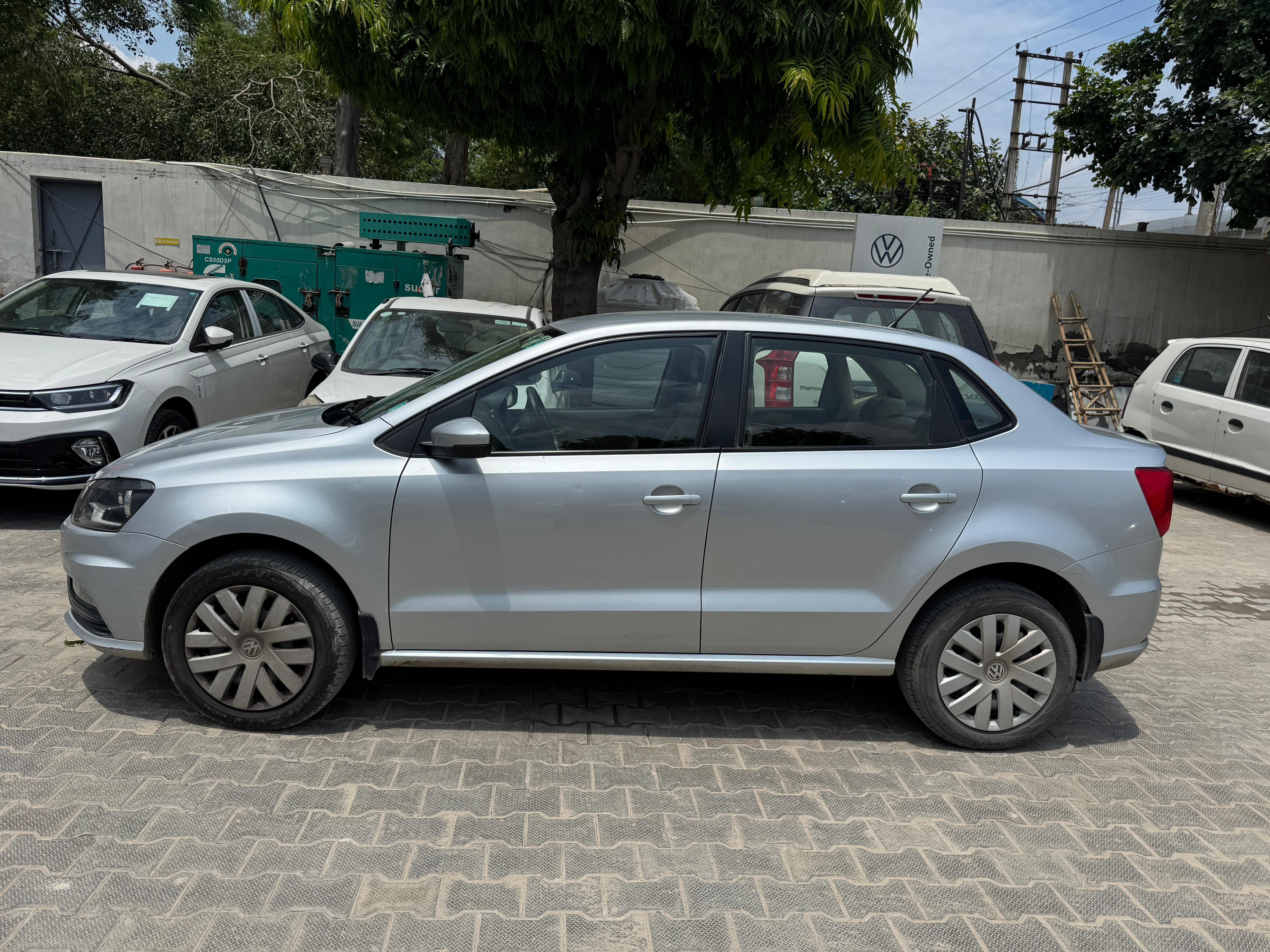 Volkswagen Ameo(2016-2019) Comfortline 1.2l (p)