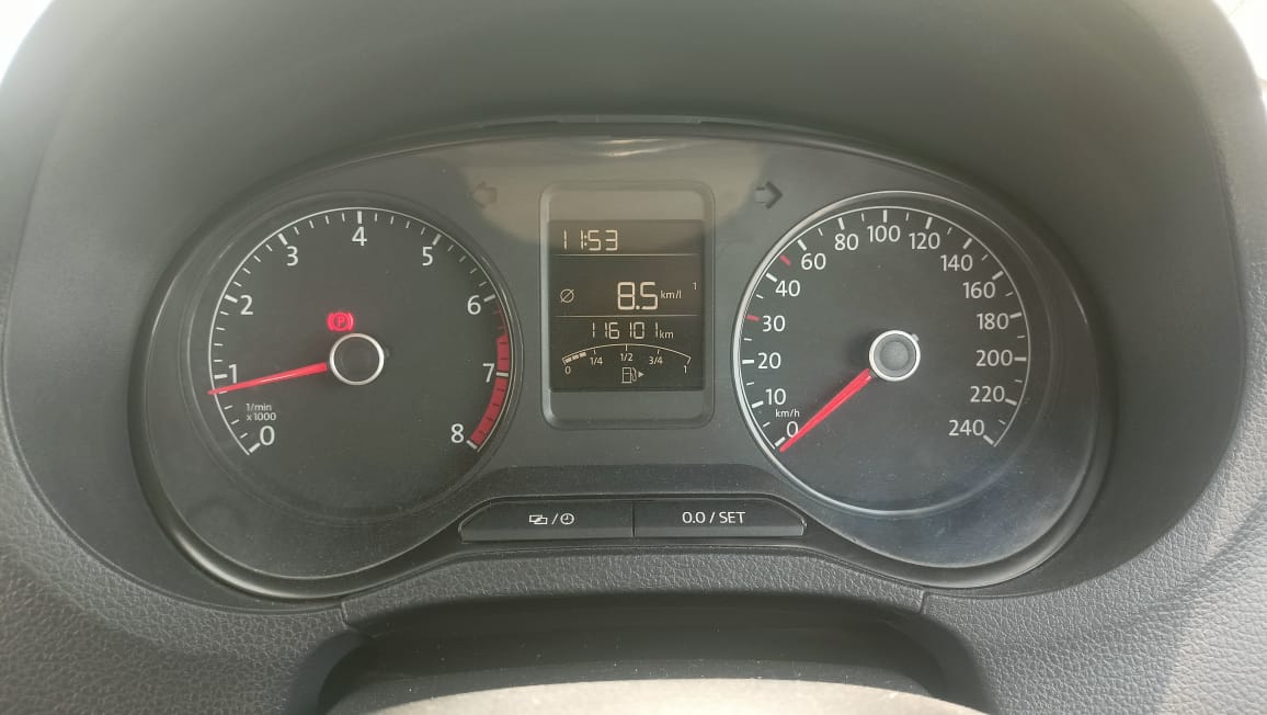 Volkswagen Ameo(2016-2019) Highline 1.2l Plus (p)