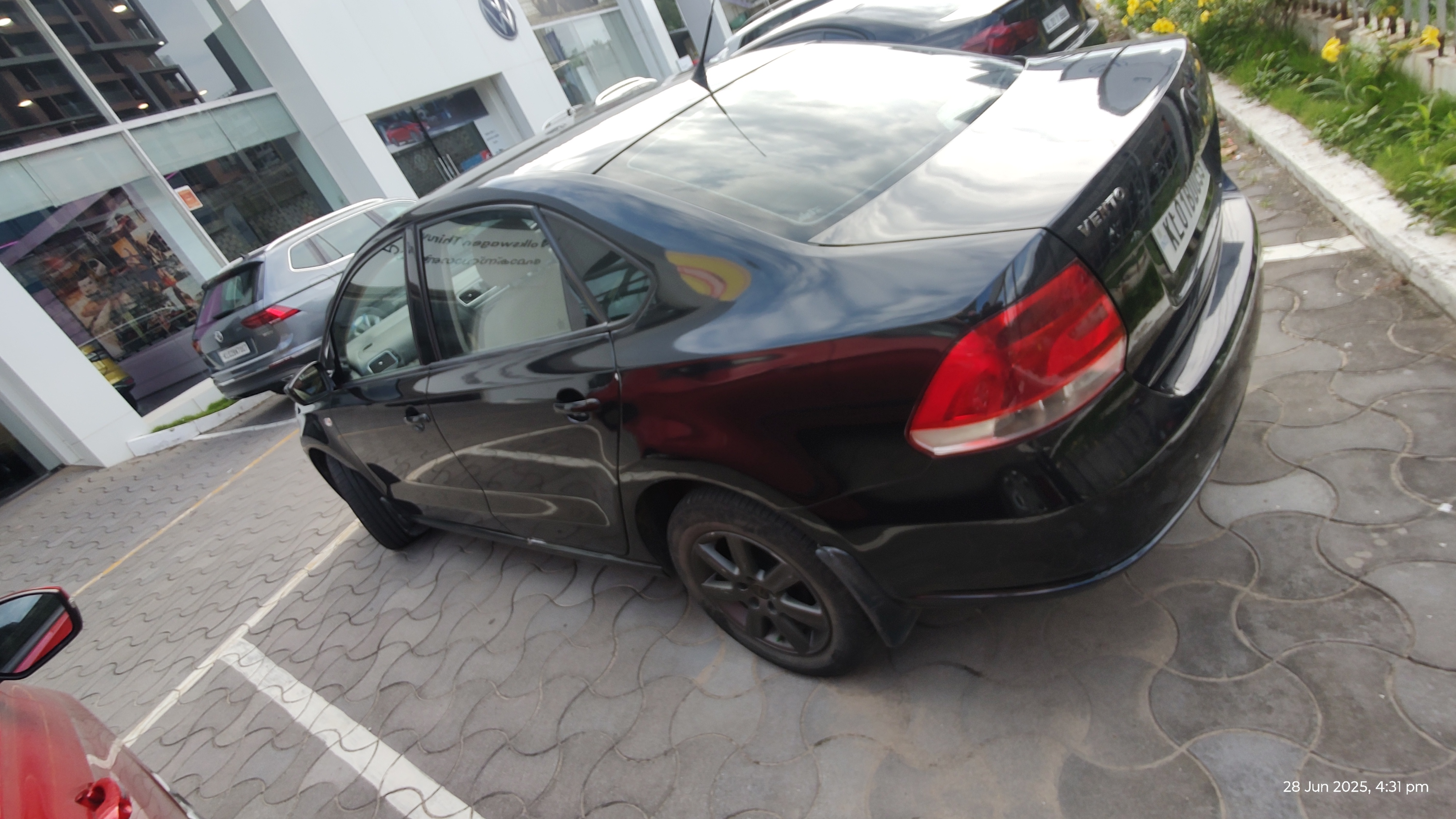 Volkswagen Vento(2010-2012) Highline Diesel