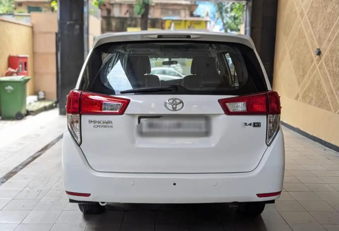 Toyota Innova Crysta(2016-2020) 2.8 Zx At 7 Str