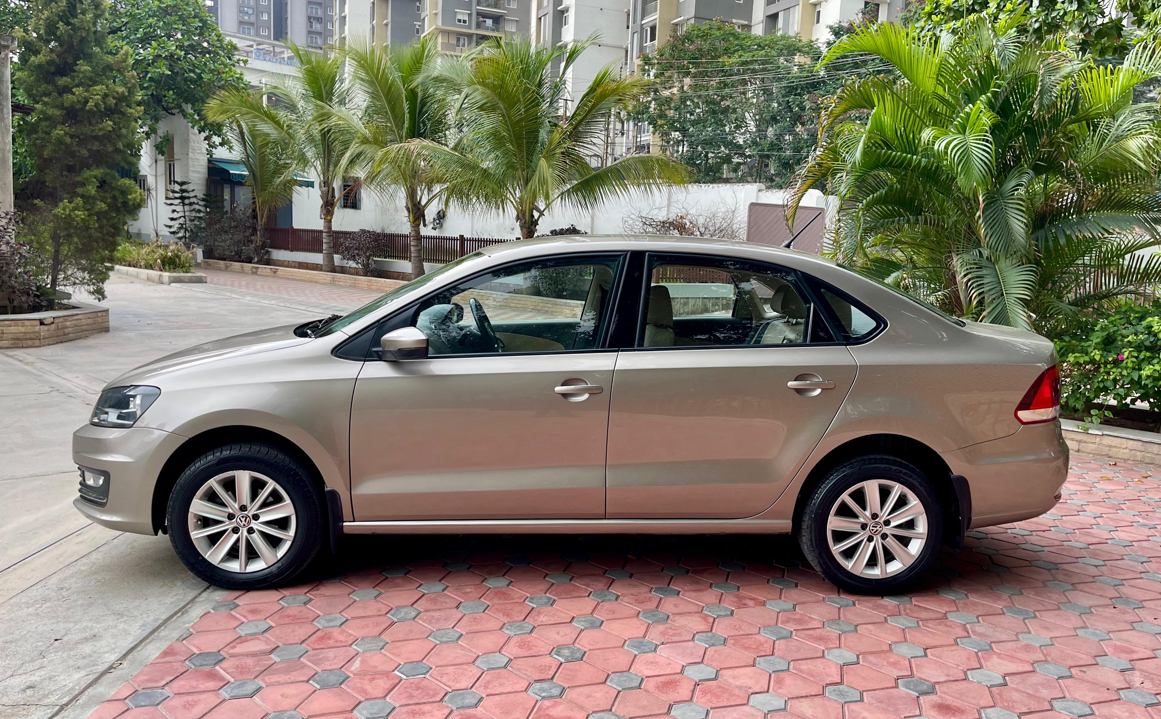 Volkswagen Vento(2015-2019) Highline Plus 1.6 Petrol