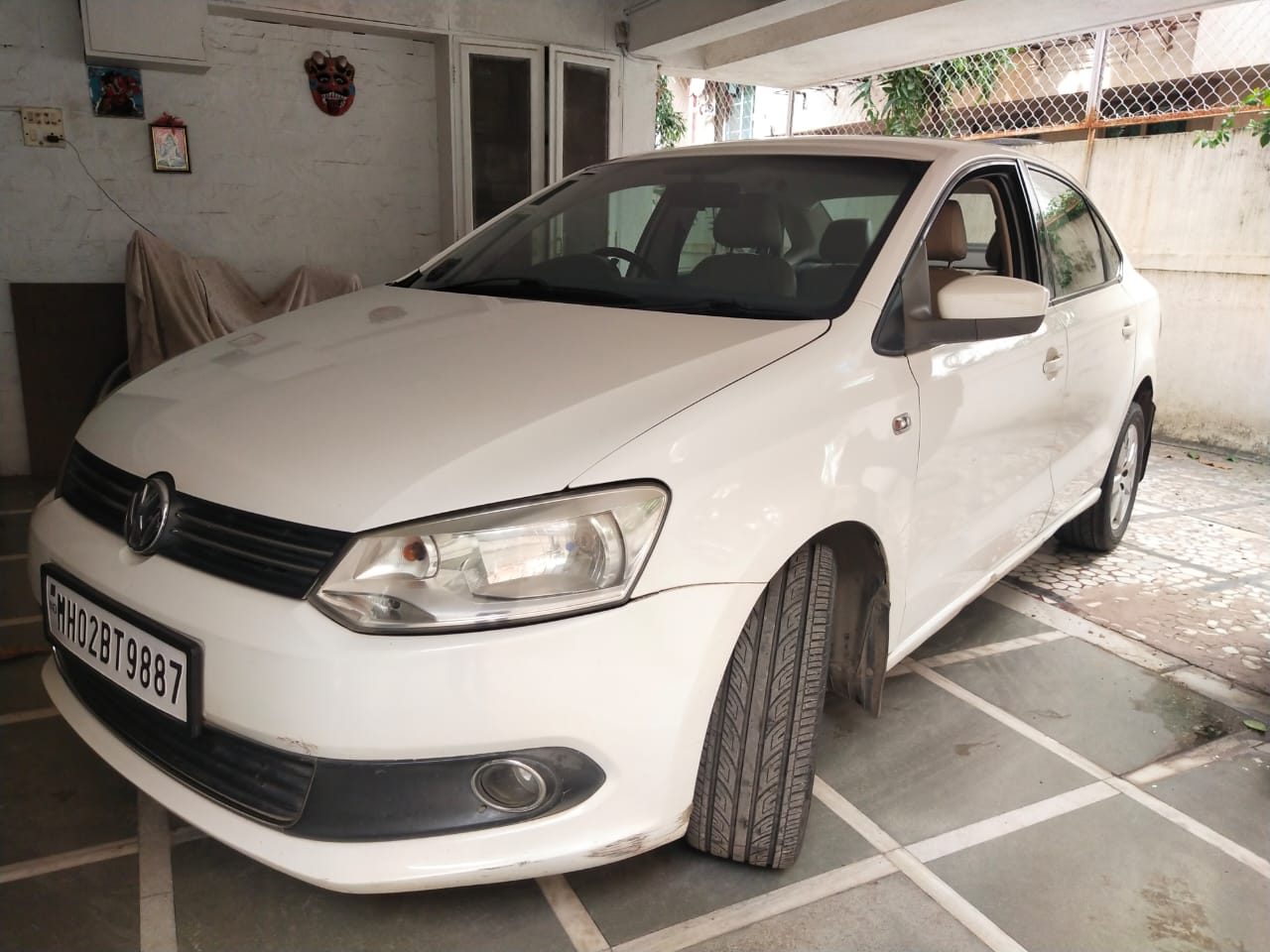 Volkswagen Vento(2010-2012) Highline Diesel