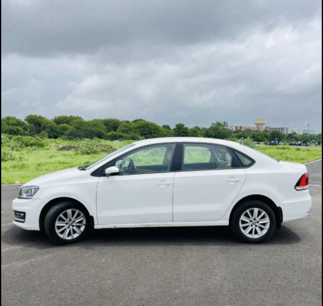 Volkswagen Vento(2012-2014) Trendline Petrol
