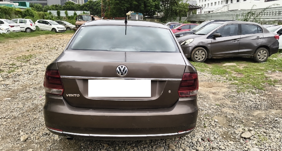 Volkswagen Vento(2014-2015) Highline 1.5 Diesel