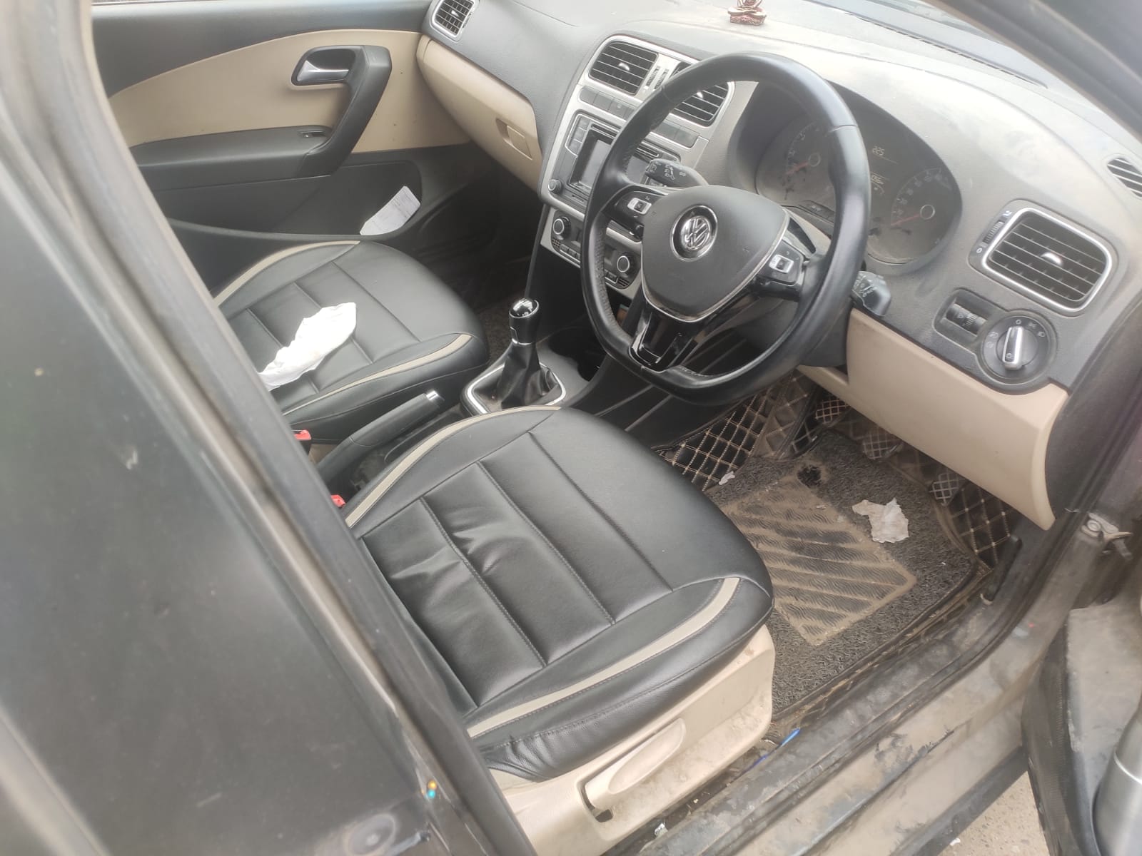 Volkswagen Polo(2014-2015) Highline 1.5l D