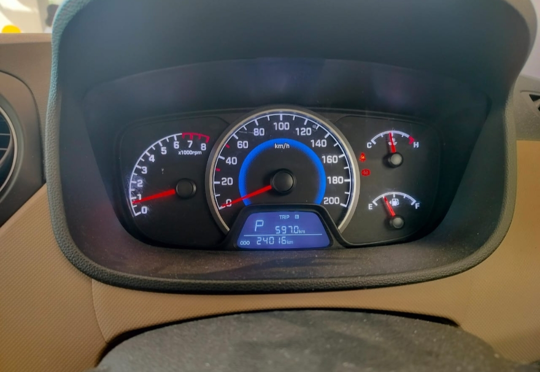 Hyundai Grand I10(2013-2017) Asta At 1.2 Kappa Vtvt