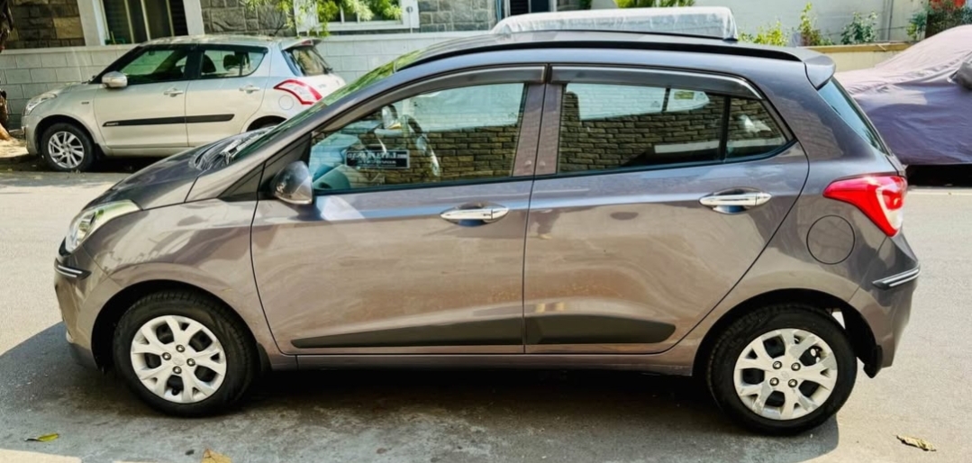 Hyundai Grand I10(2013-2017) Asta At 1.2 Kappa Vtvt