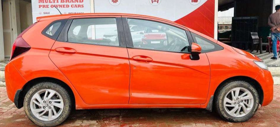 Honda Jazz(2015-2018) V Petrol