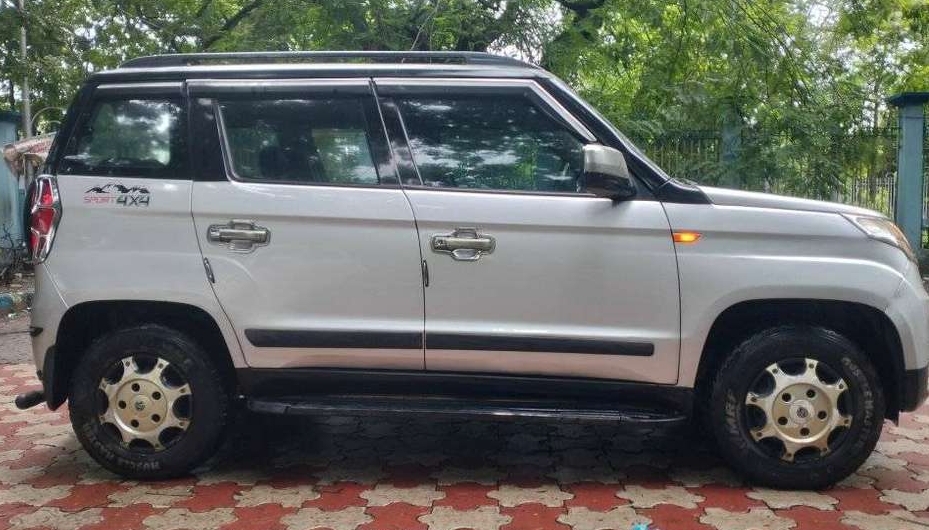Mahindra Tuv300(2015-2019) T6