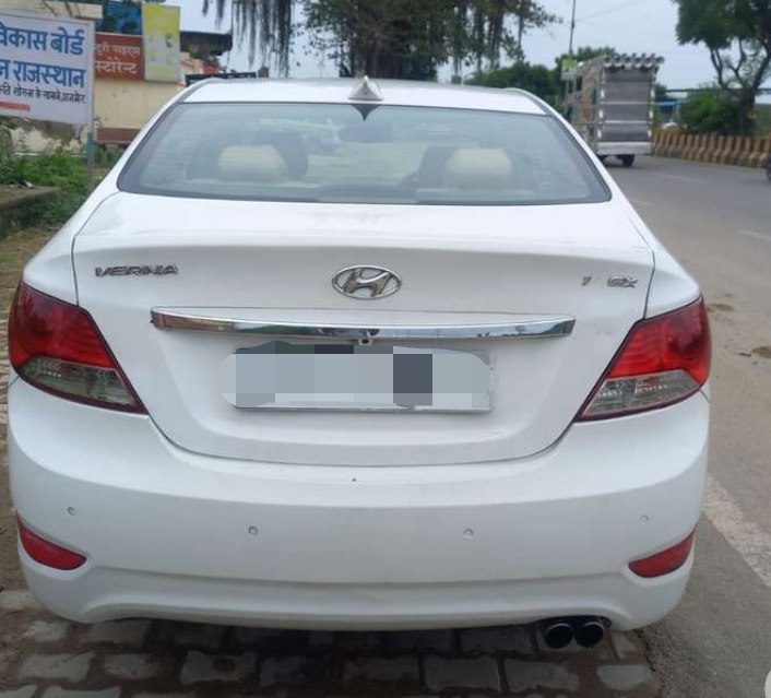 Hyundai Verna(2011-2015) Fluidic 1.6 Crdi Sx O