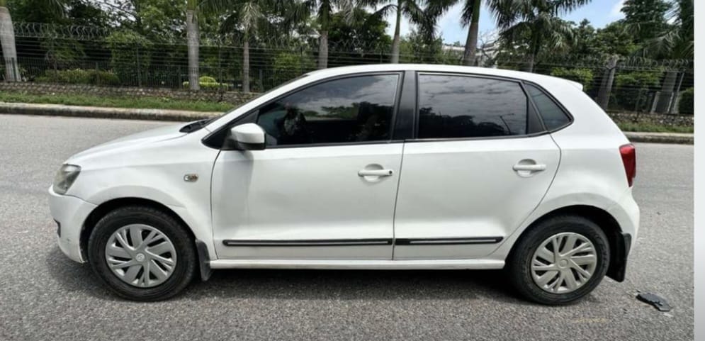 Volkswagen Polo(2010-2012) Highline 1.2l P