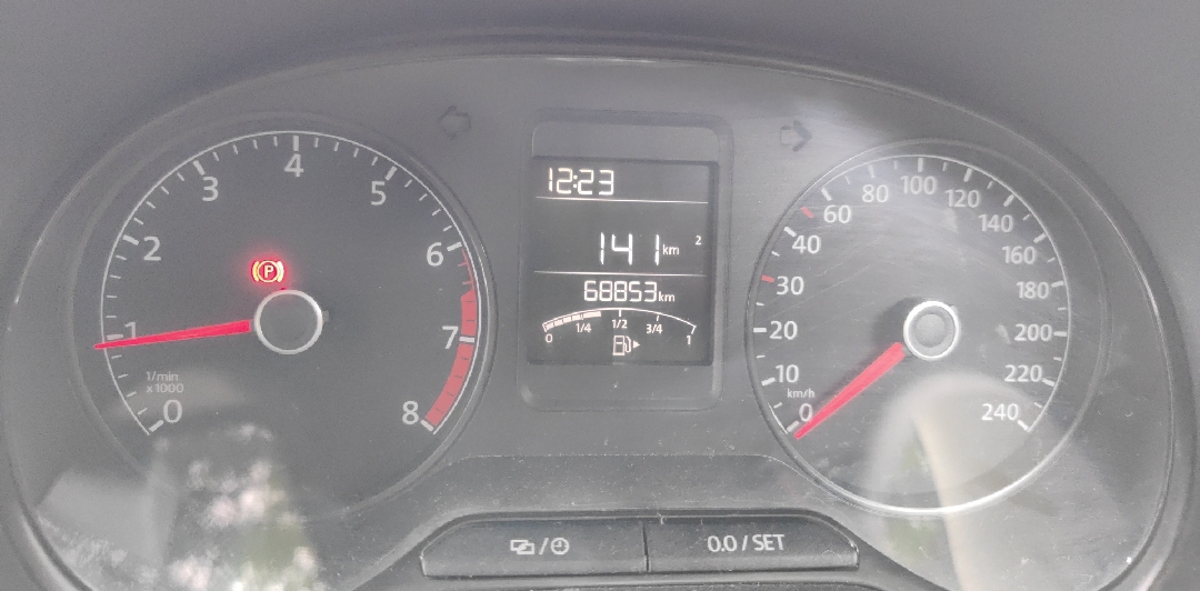 Volkswagen Polo(2016-2019) Highline 1.2l P