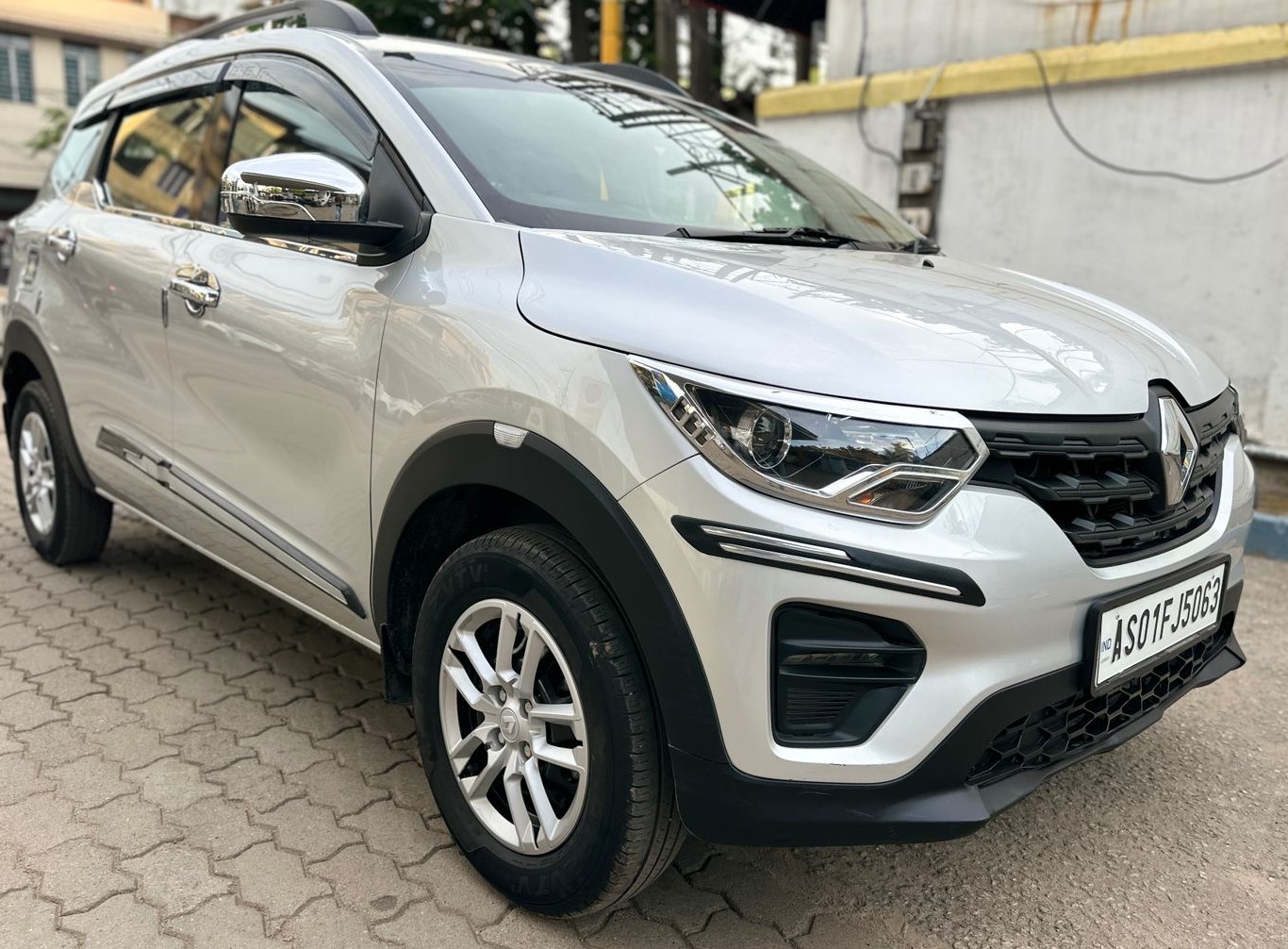 Renault Triber(2020-2023) Rxl Bs-vi