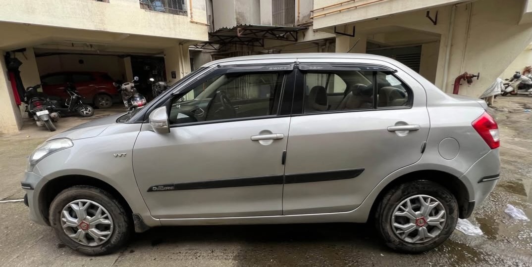 Maruti Suzuki Swift Dzire(2011-2015) Vxi At