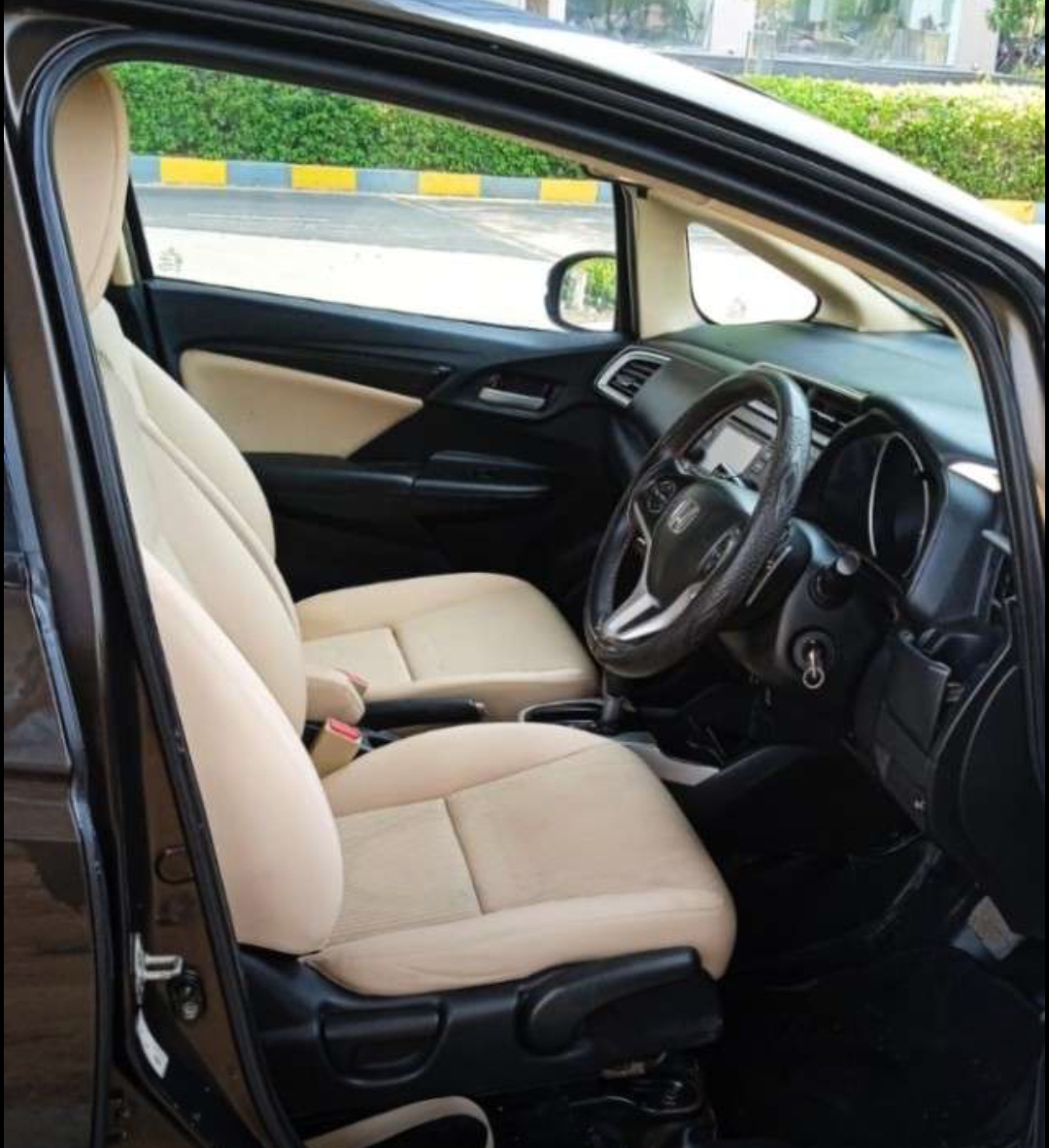 Honda Jazz(2020-2023) 1.2 V Cvt Petrol