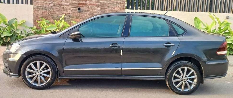 Volkswagen Vento(2020-2022) Highline 1.0 Petrol At