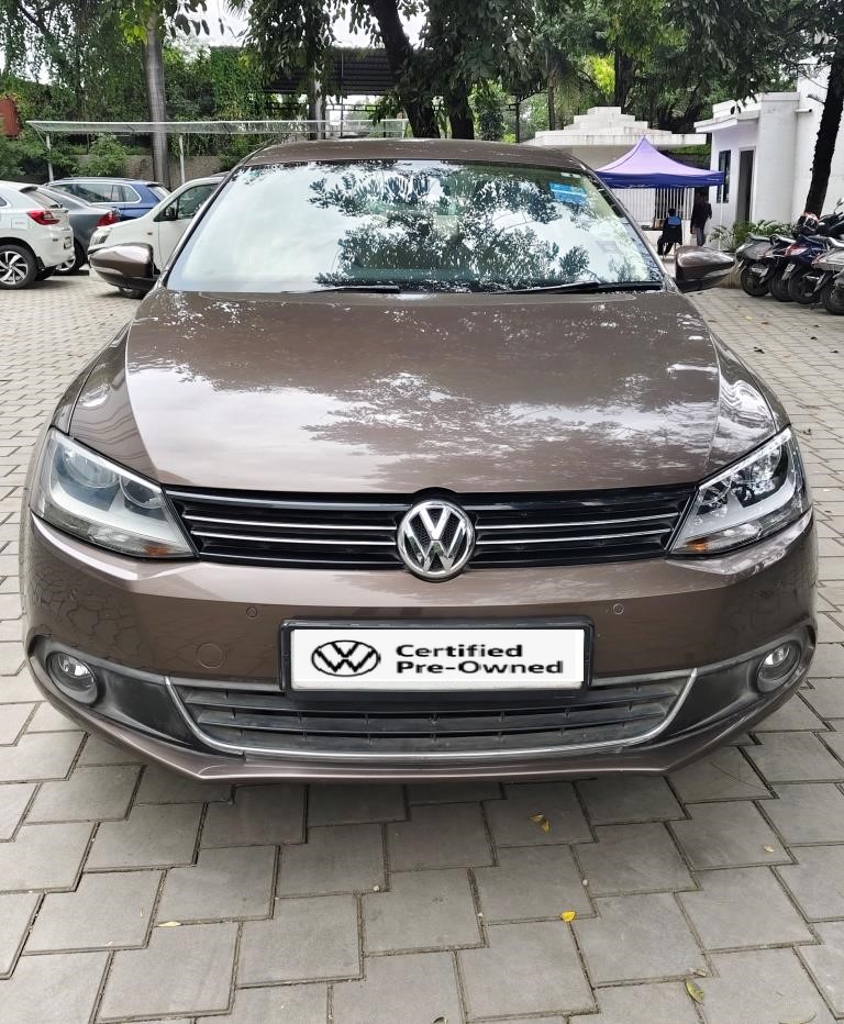 Volkswagen Jetta(2013-2015) Comfortline Tsi