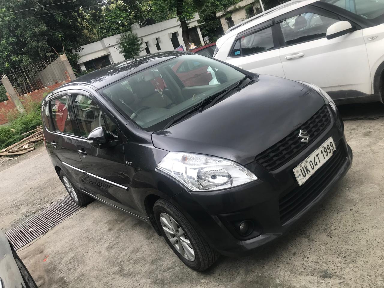 Maruti Suzuki Ertiga(2012-2015) Zxi