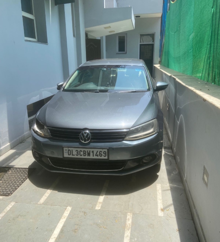 Volkswagen Jetta(2011-2013) Comfortline Tsi