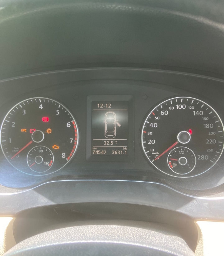Volkswagen Jetta(2011-2013) Comfortline Tsi