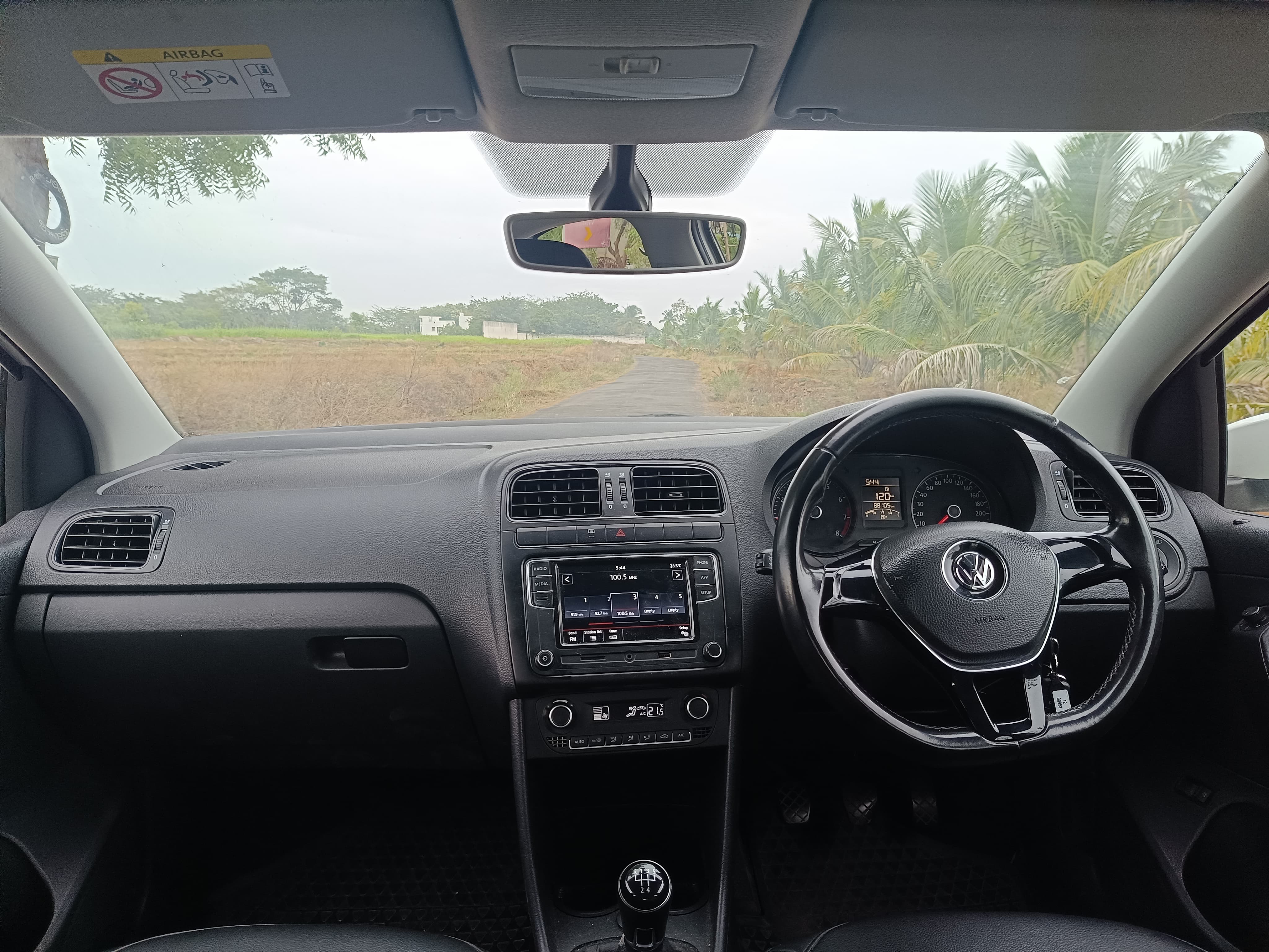 Volkswagen Vento(2015-2019) Comfortline Petrol