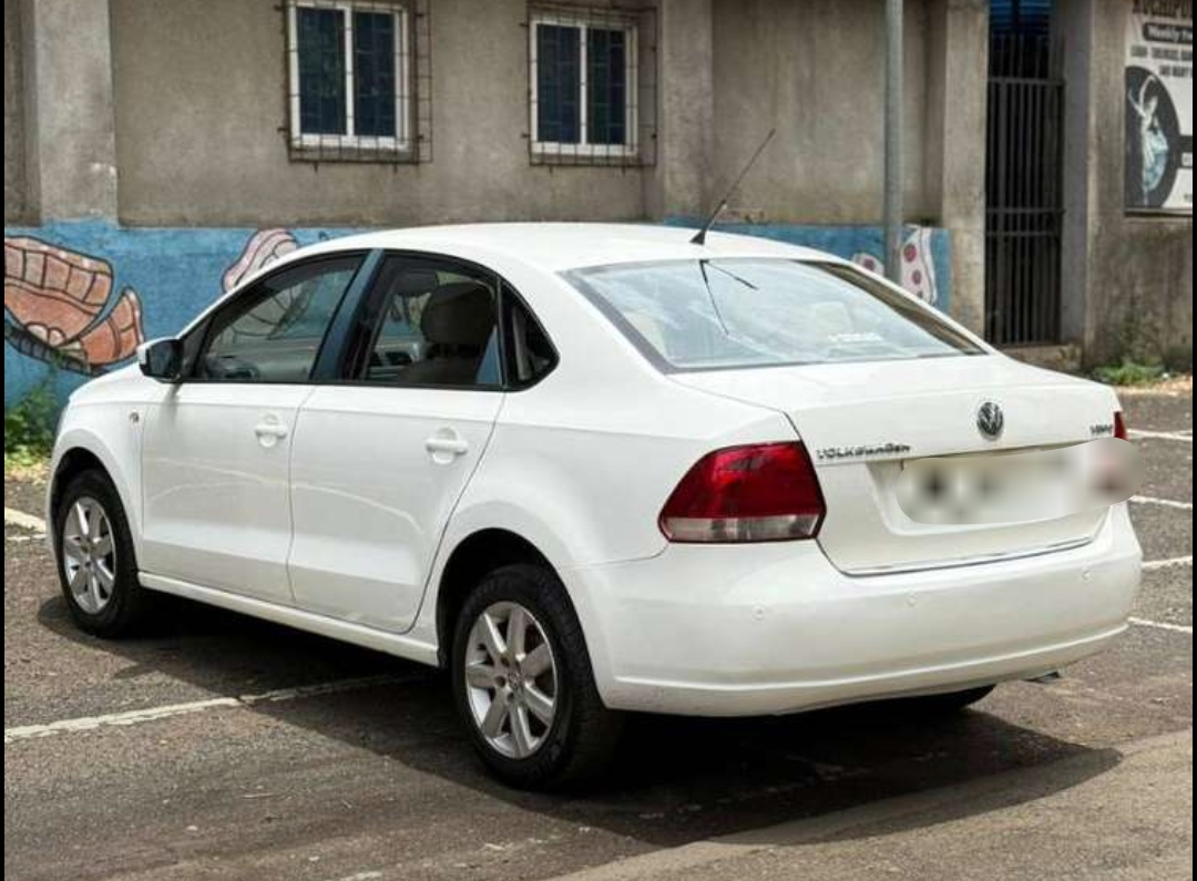 Volkswagen Vento(2010-2012) Highline Diesel