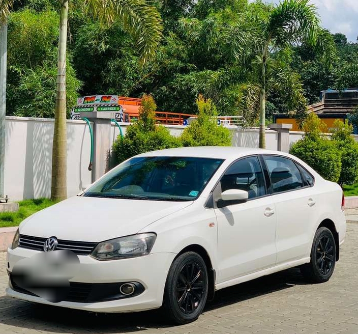 Volkswagen Vento(2012-2014) Highline Diesel