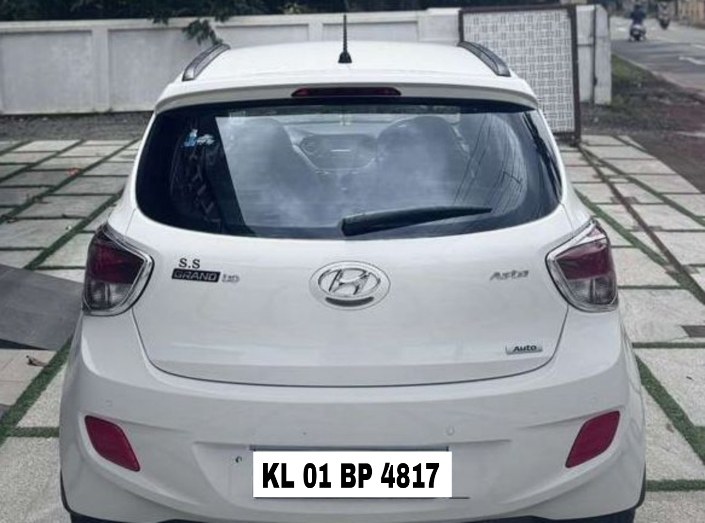 Hyundai Grand I10(2013-2017) Asta 1.2 Kappa Vtvt O
