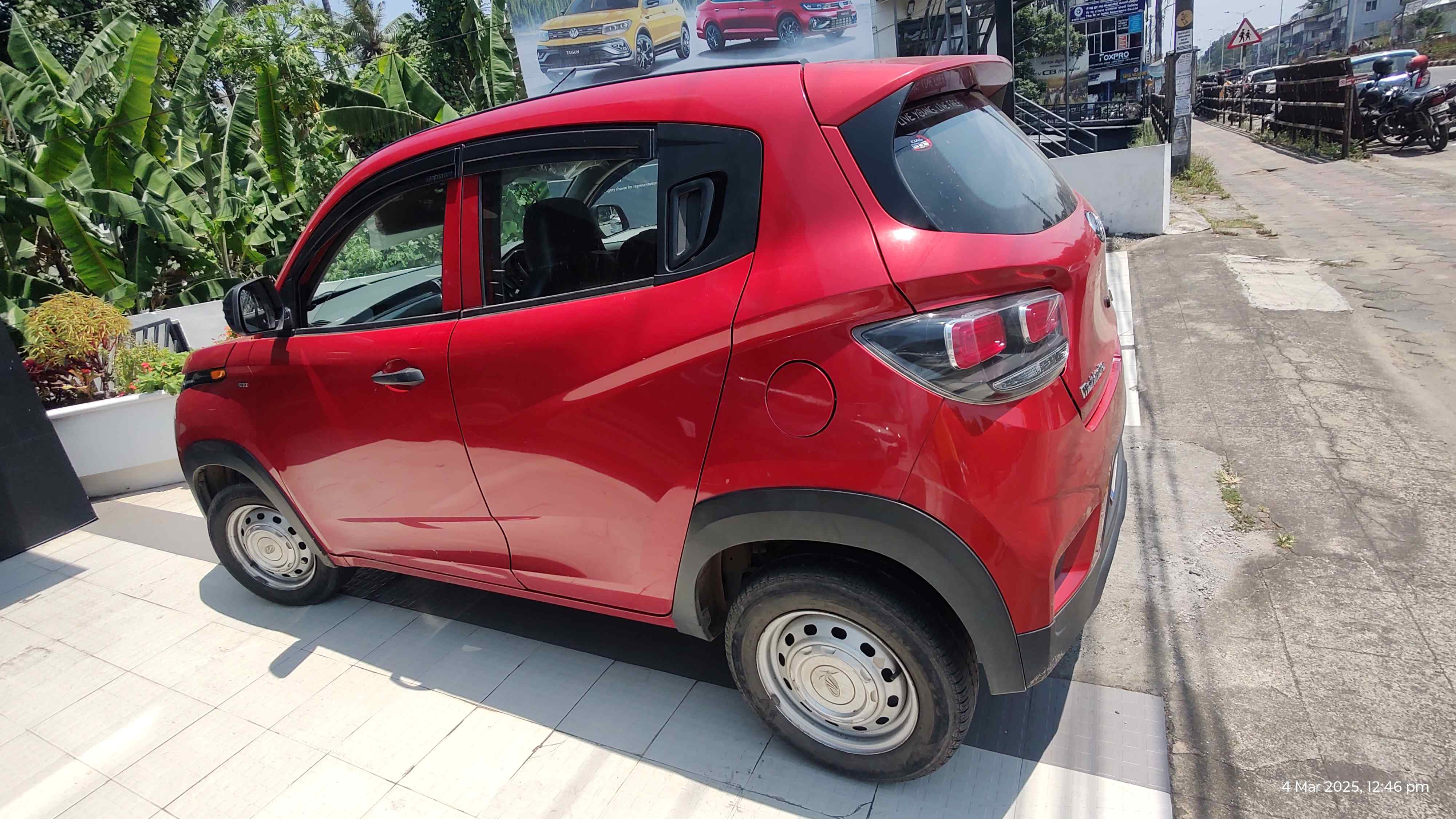 Mahindra Kuv100 Nxt(2017-2020) K8 5 Str