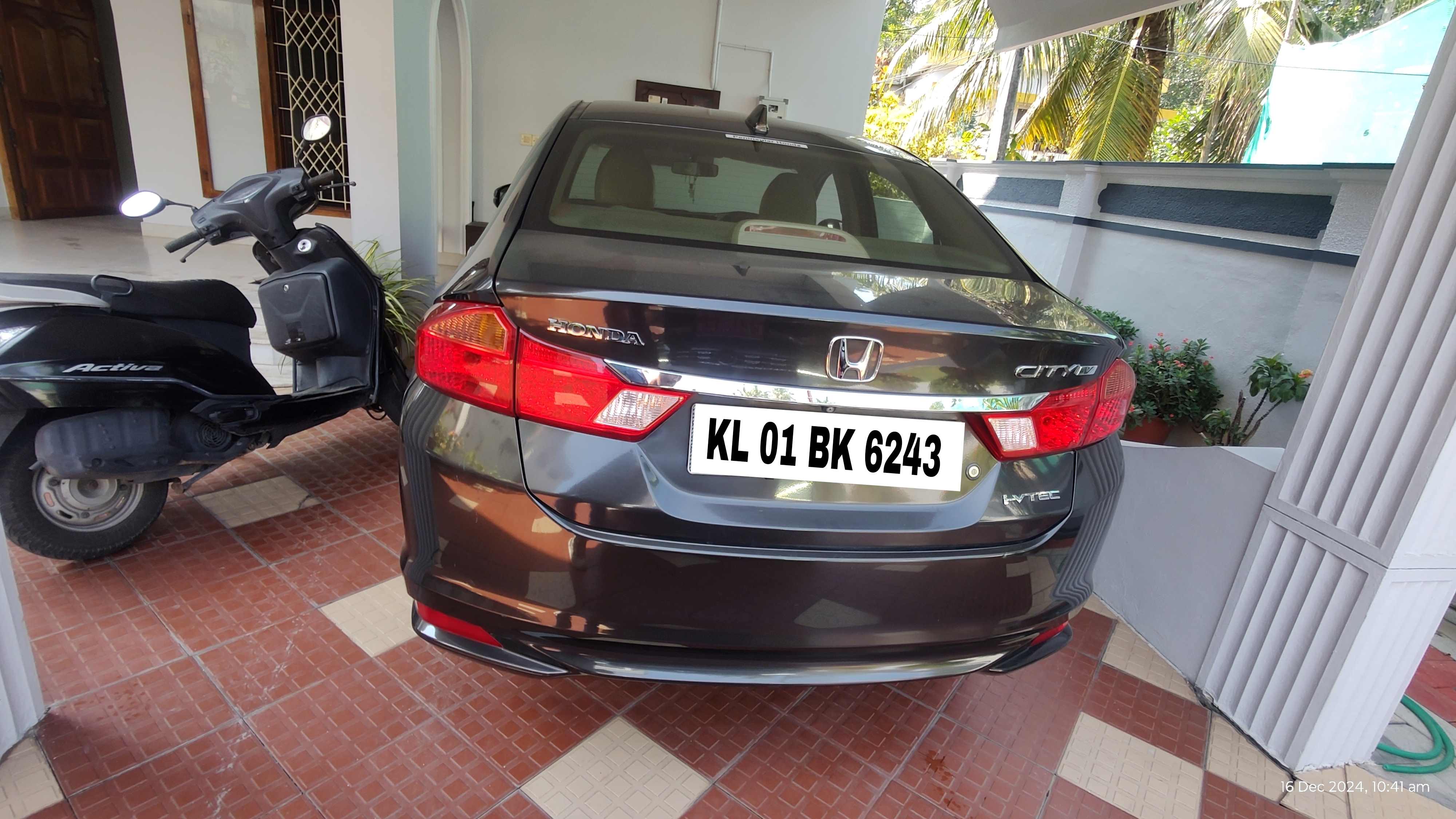 Honda City(2011-2014) 1.5 V Mt