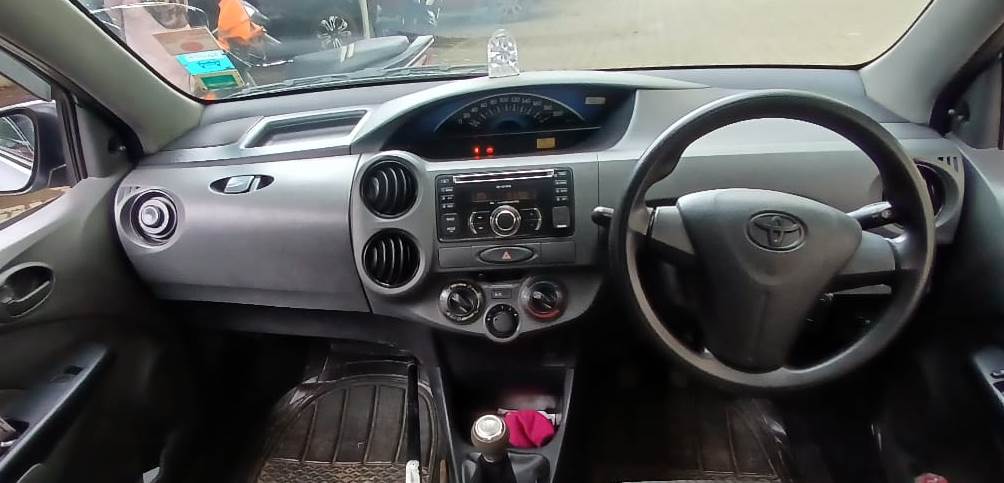 Toyota Etios Liva(2013-2014) G