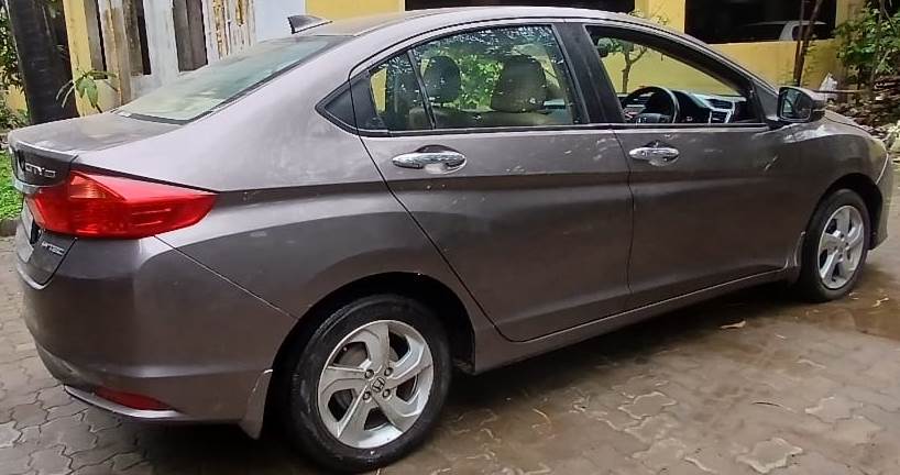 Honda City(2014-2017) V Petrol