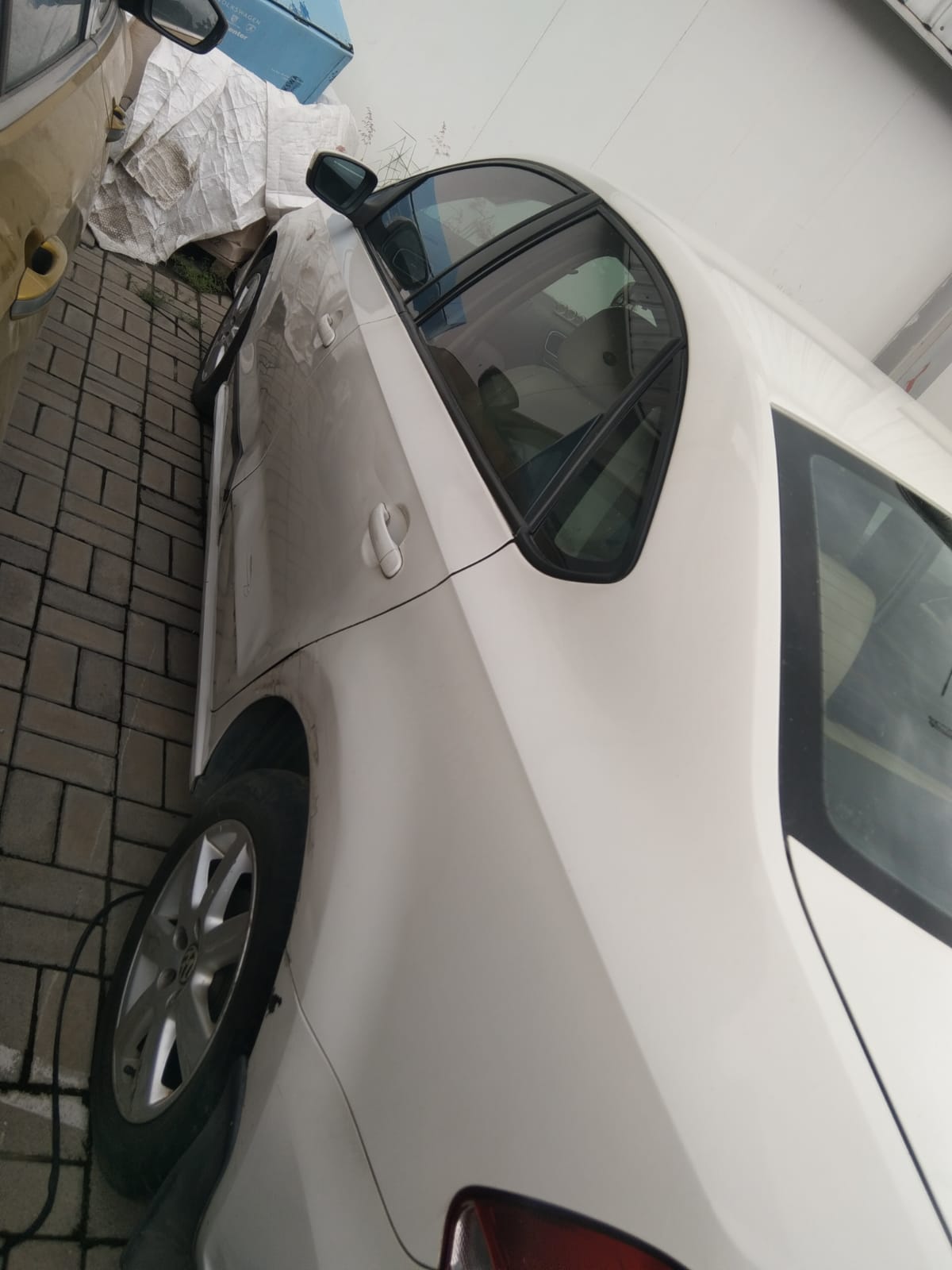 Volkswagen Vento(2010-2012) Highline Diesel
