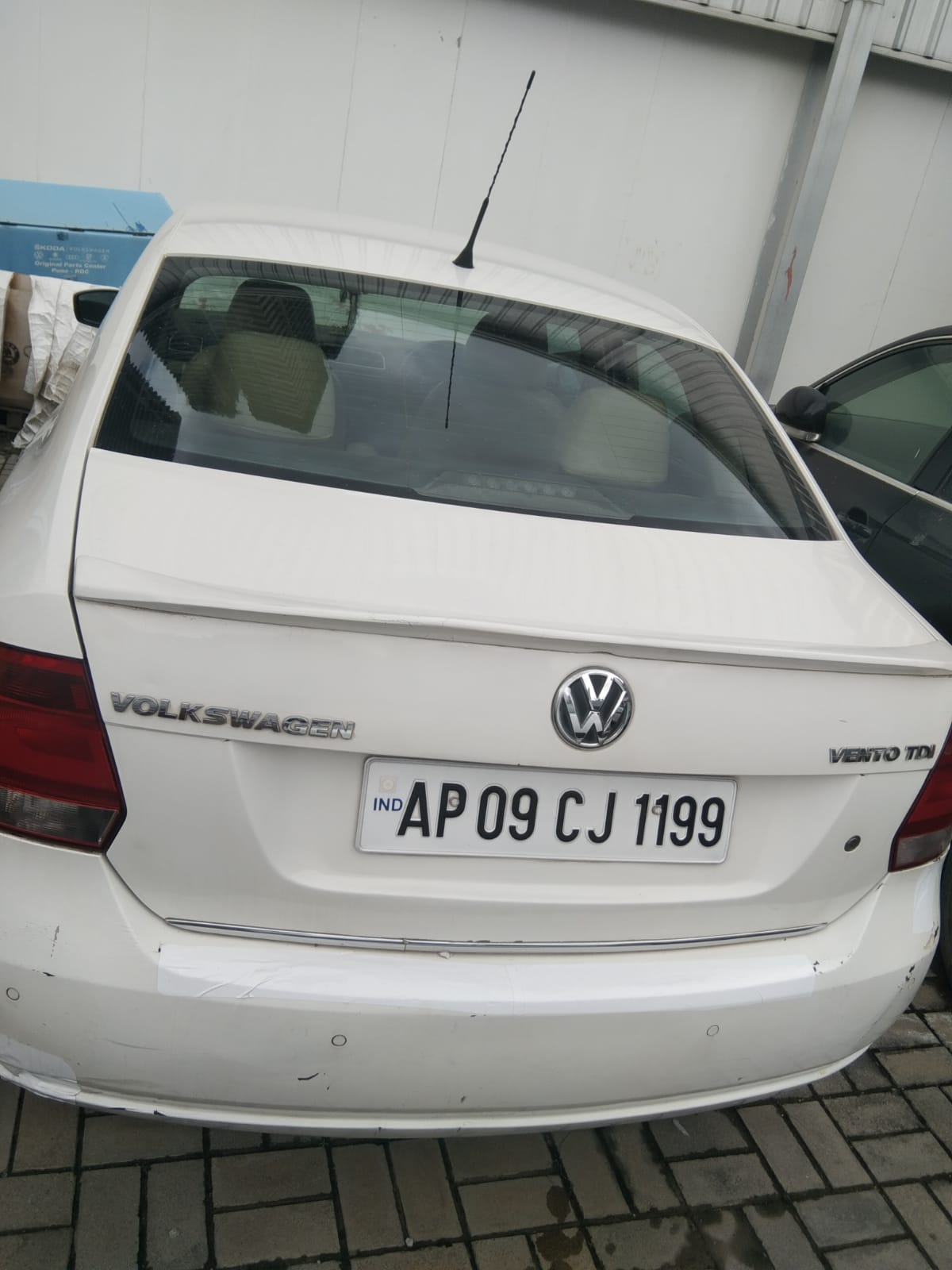 Volkswagen Vento(2010-2012) Highline Diesel