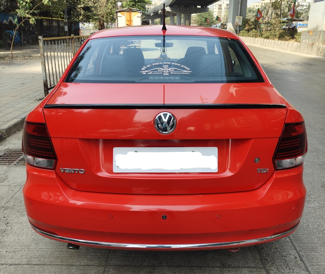 Volkswagen Vento(2015-2019) Highline Plus 1.2 Petrol At