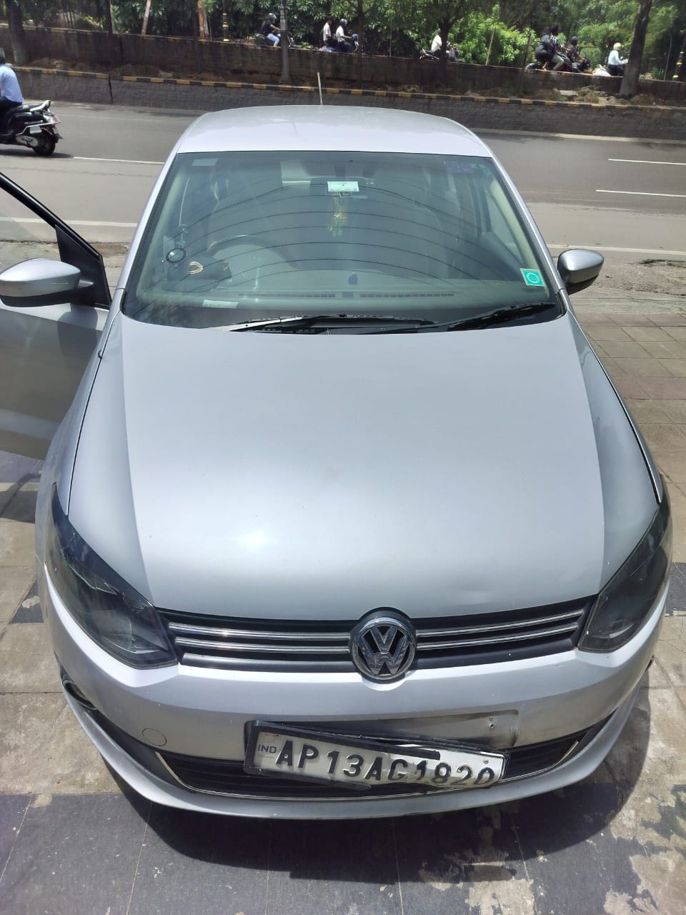 Volkswagen Vento(2012-2014) Highline Petrol At