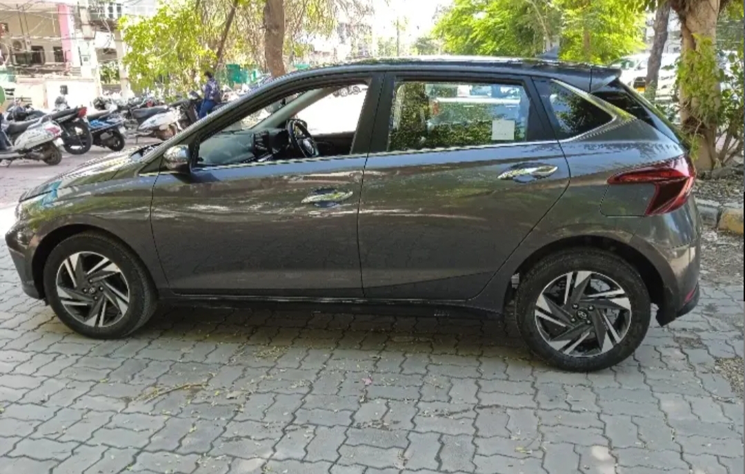 Hyundai I20(2020-2023) Sportz 1.2