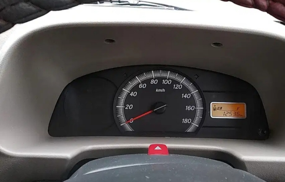 Maruti Suzuki Eeco(2010-2020) 5 Str