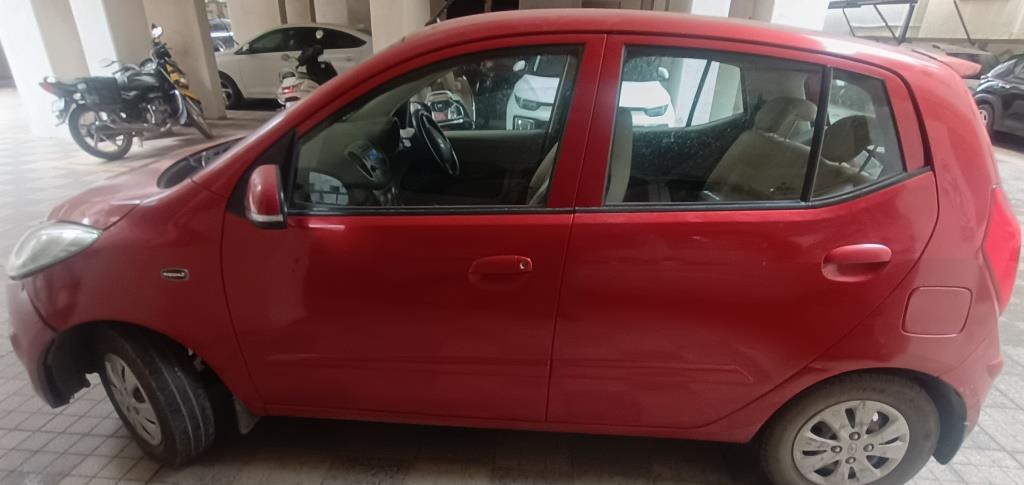 Hyundai I10(2010-2017) Sportz 1.1 Irde2