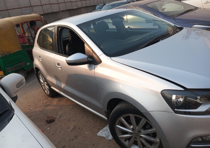 Volkswagen Polo(2016-2019) Highline 1.0l P
