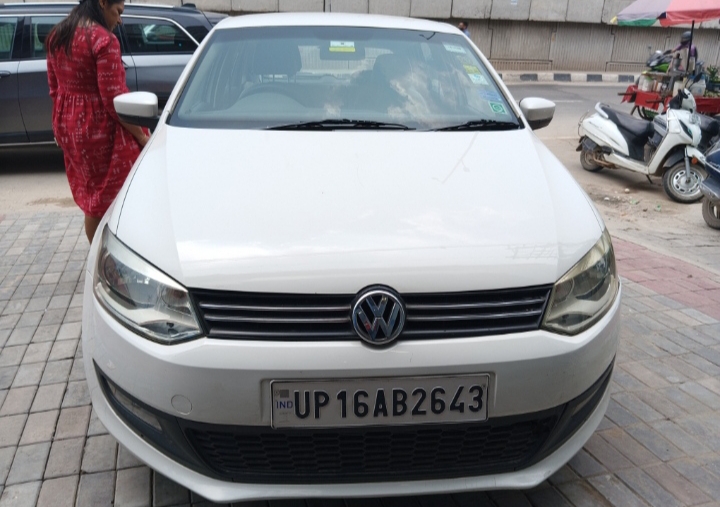 Volkswagen Polo(2010-2012) Highline 1.2l P