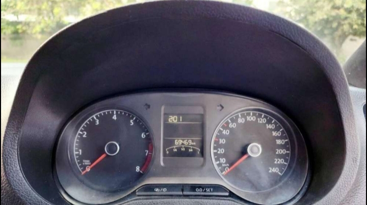 Volkswagen Ameo(2016-2019) Comfortline 1.0l (p)